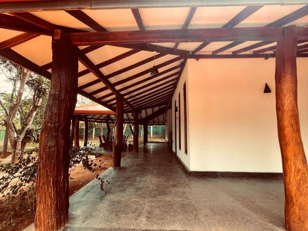 Kingfisher Resort Sigiriya Luaran gambar