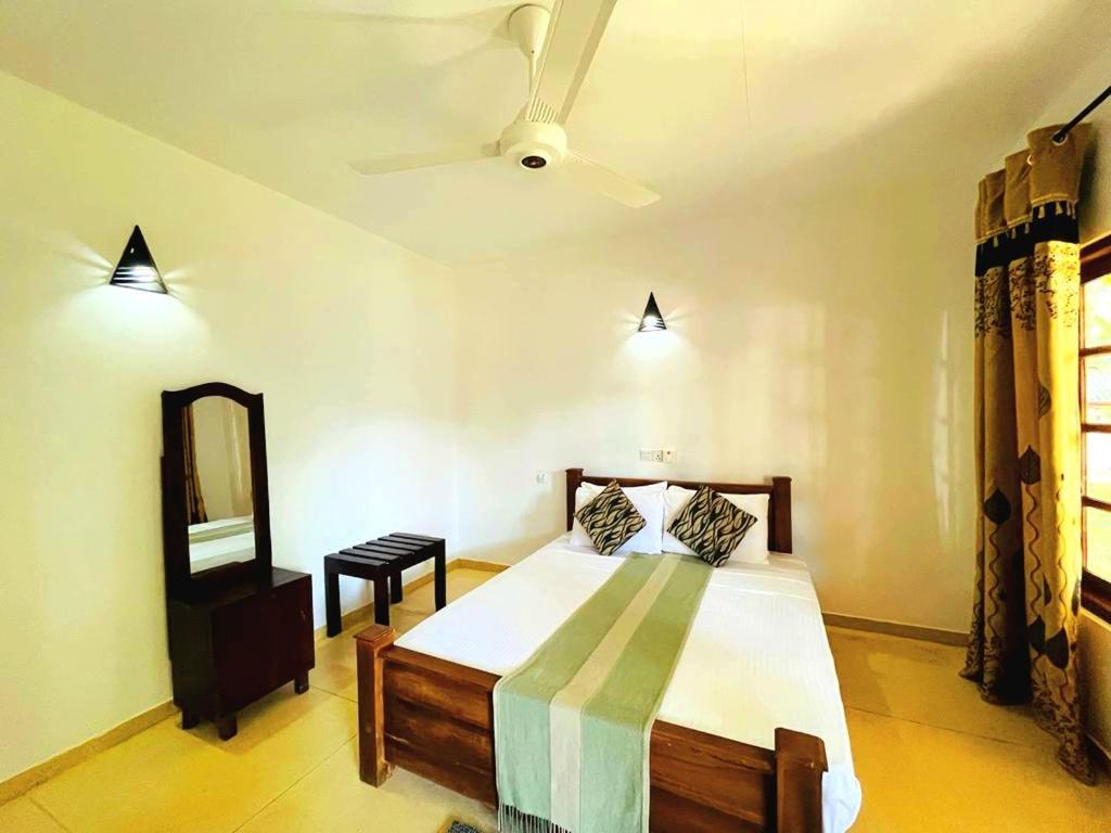 Kingfisher Resort Sigiriya Luaran gambar