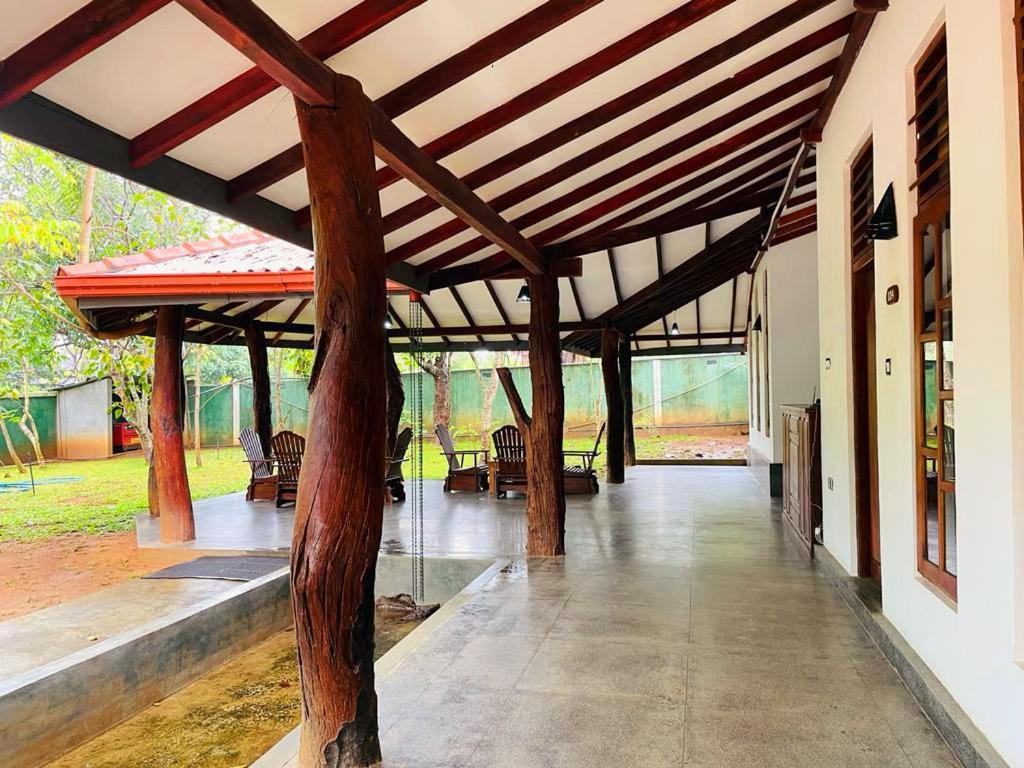 Kingfisher Resort Sigiriya Luaran gambar